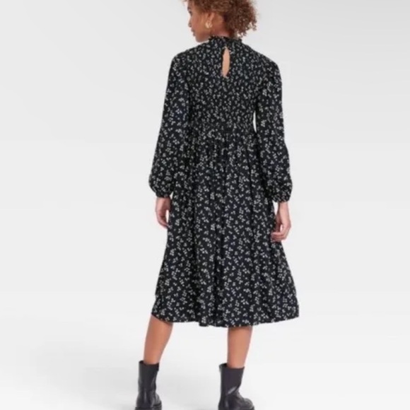 A New Day Black White Floral Smocked Midi Dress Sz XXL - Picture 3 of 12